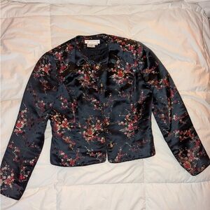 Very pretty cherry blossom blazer, Maggie London brand size 4P.  Hardly worn.